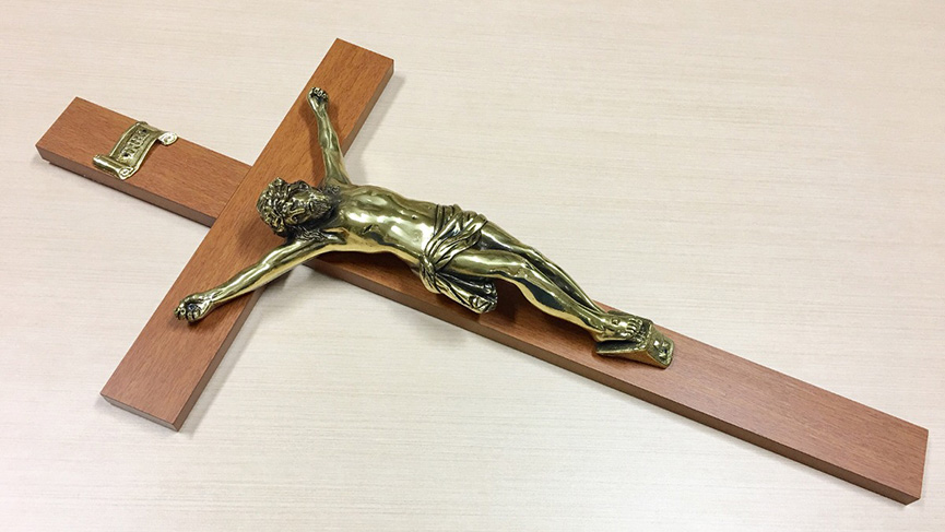 City Hall crucifix to be removed