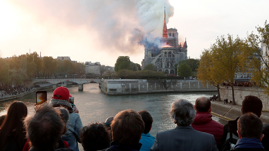 Incendie à Notre-Dame : Déclaration de l'Archevêque