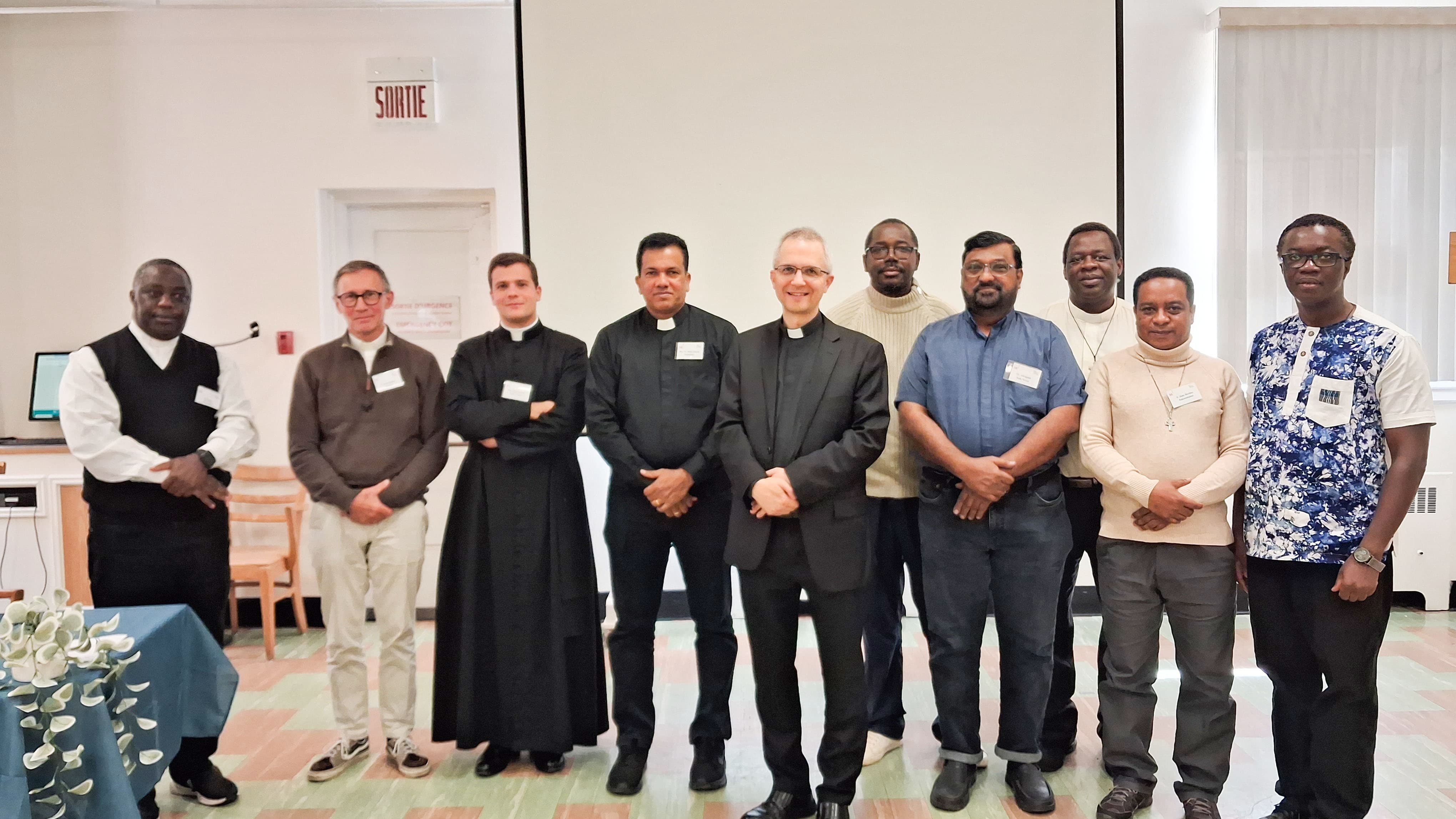 Prêtres venus d'ailleurs : une richesse missionnaire pour l'Église de Montréal