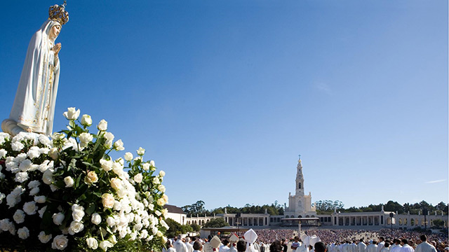 À Fatima, le Pape invite les pèlerins à être «marials»