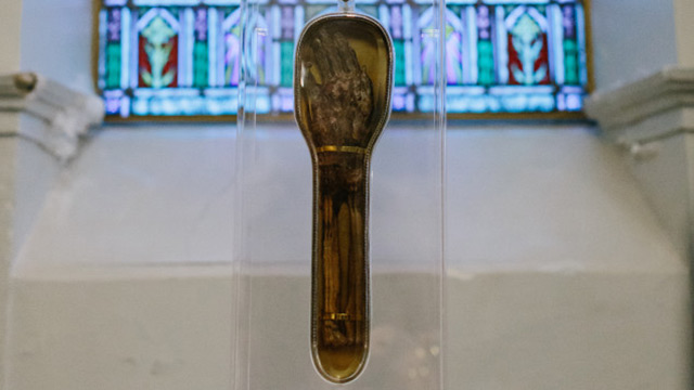 Saint Francis Xavier's relic during its recent pilgrimage in Canada &#40;Photo: Catholic Outreach Canada&#41;
