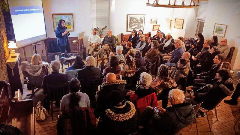 Comprendre et rejoindre les nouvelles générations : bâtir des ponts