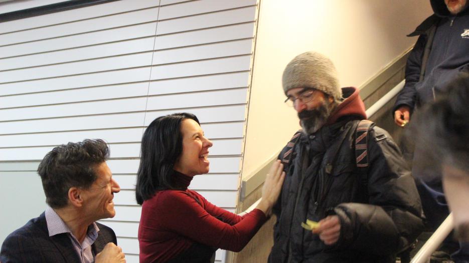 Montreal mayor, Valérie Plante welcomes everyone with a kind word (Photo : Isabelle de Chateauvieux)