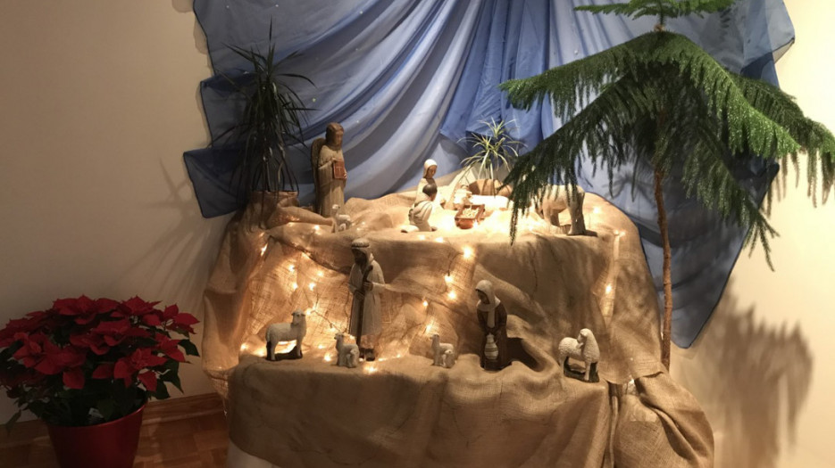Nativity scenes at chapelle du collège Ste-Marcelline