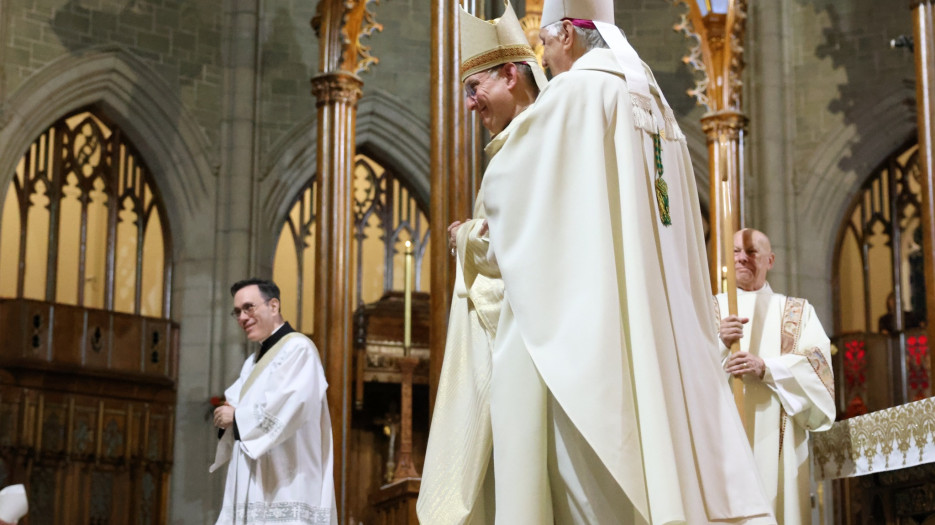 Mgr Alain Faubert a été installé du diocèse de Valleyfield