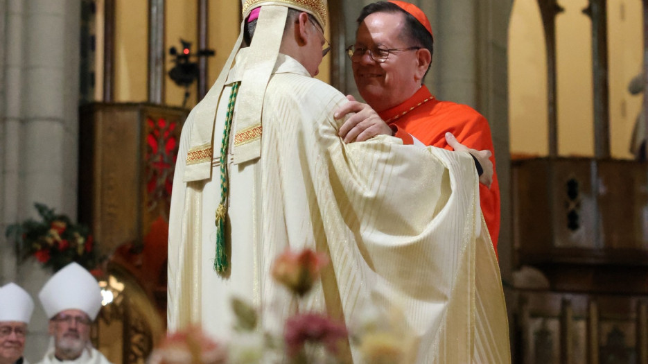 Mgr Alain Faubert a été installé du diocèse de Valleyfield