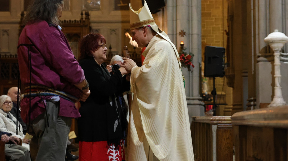 Mgr Alain Faubert a été installé du diocèse de Valleyfield