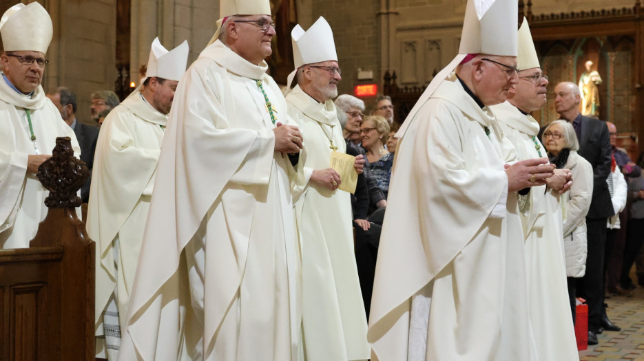 Mgr Alain Faubert a été installé du diocèse de Valleyfield