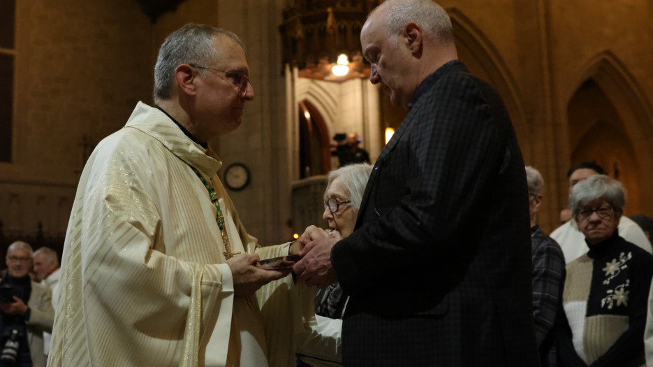 Mgr Alain Faubert a été installé du diocèse de Valleyfield