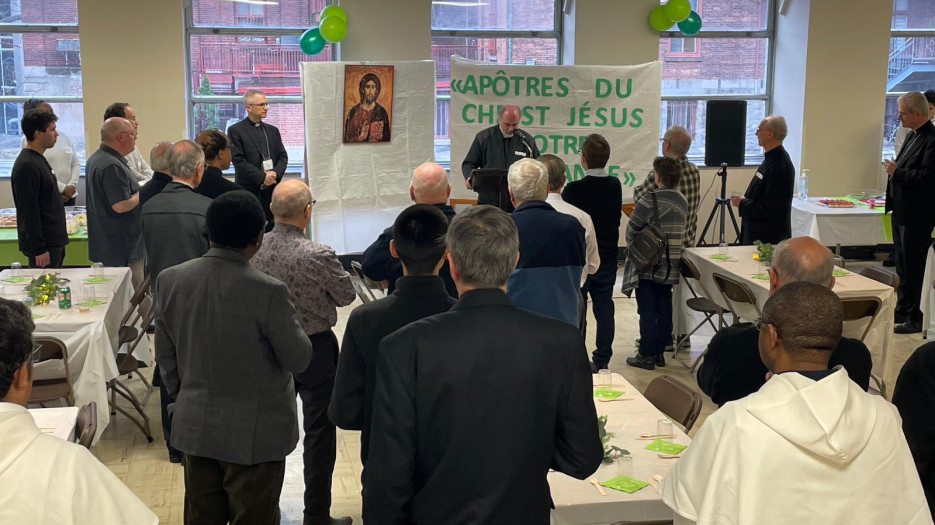 A dinner for priests, deacons, and deacons' wives before the Chrism Mass - April 2025