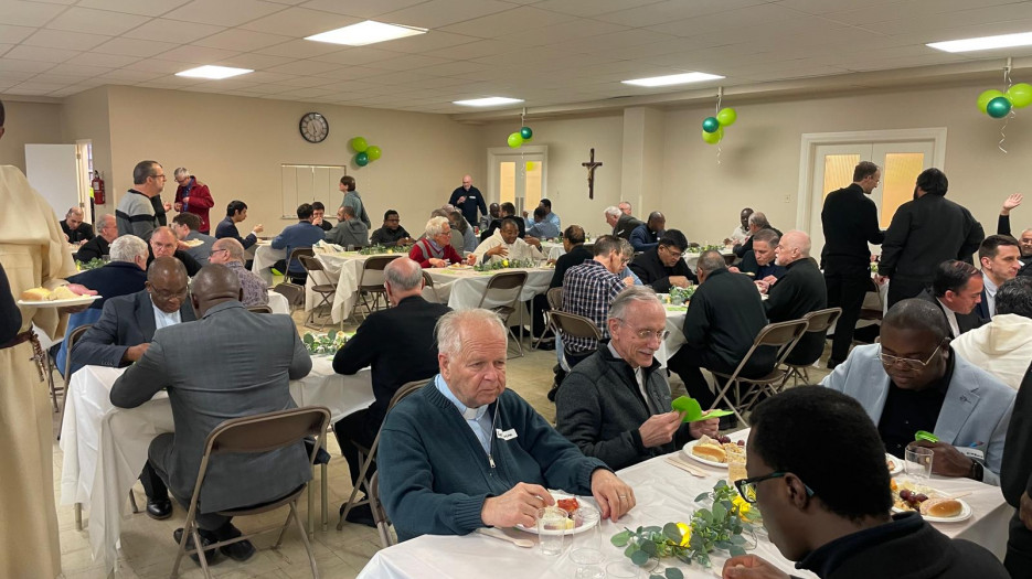 A dinner for priests, deacons, and deacons' wives before the Chrism Mass - April 2025
