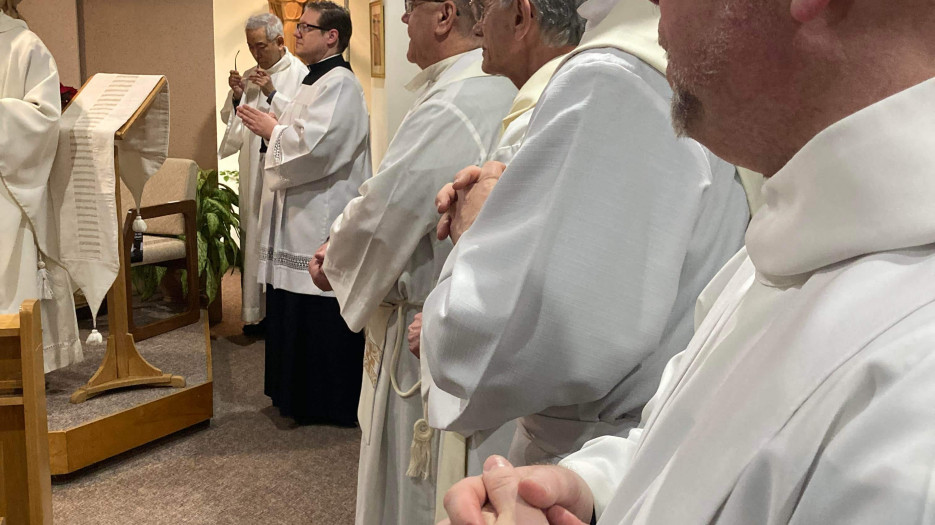 Special mass at the GSAM