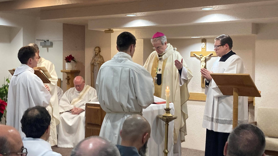 Special mass at the GSAM