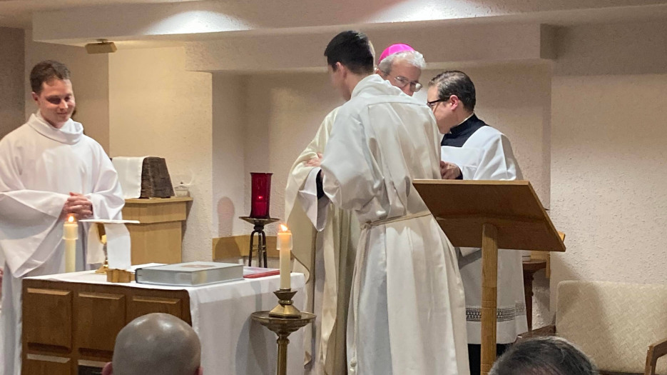 Special mass at the GSAM