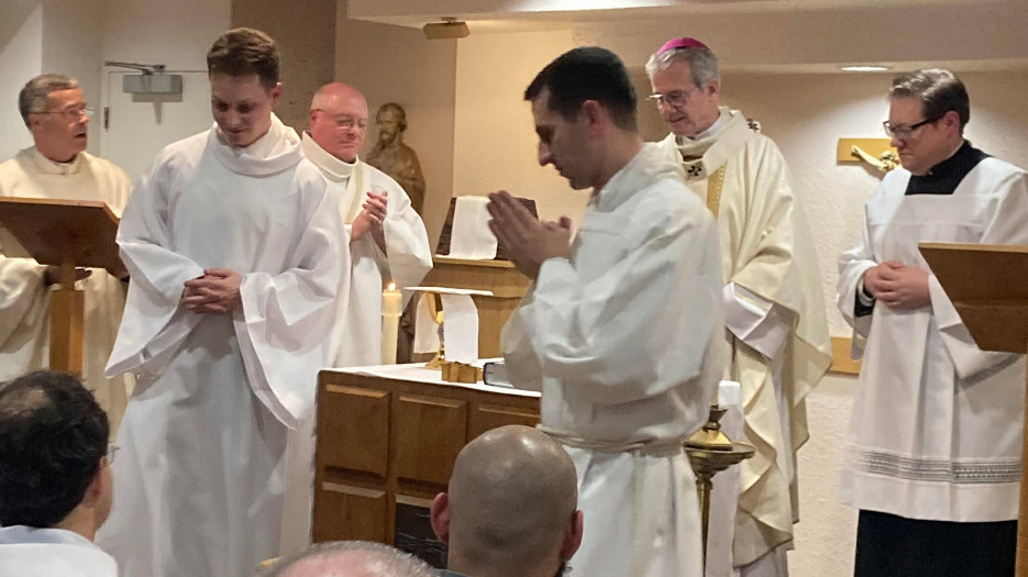 Special mass at the GSAM