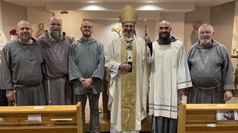 Special mass at the GSAM